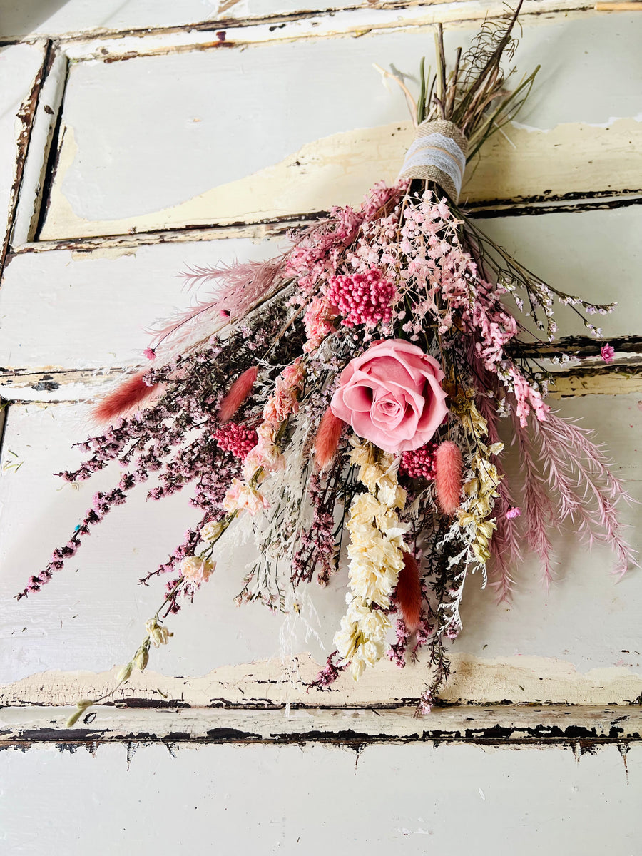 Rosy Mauve Bouquet [M] preserved dried flowers