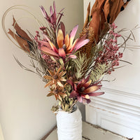 Amber Meadow Bouquet (M) Australian Native - Red / Brown