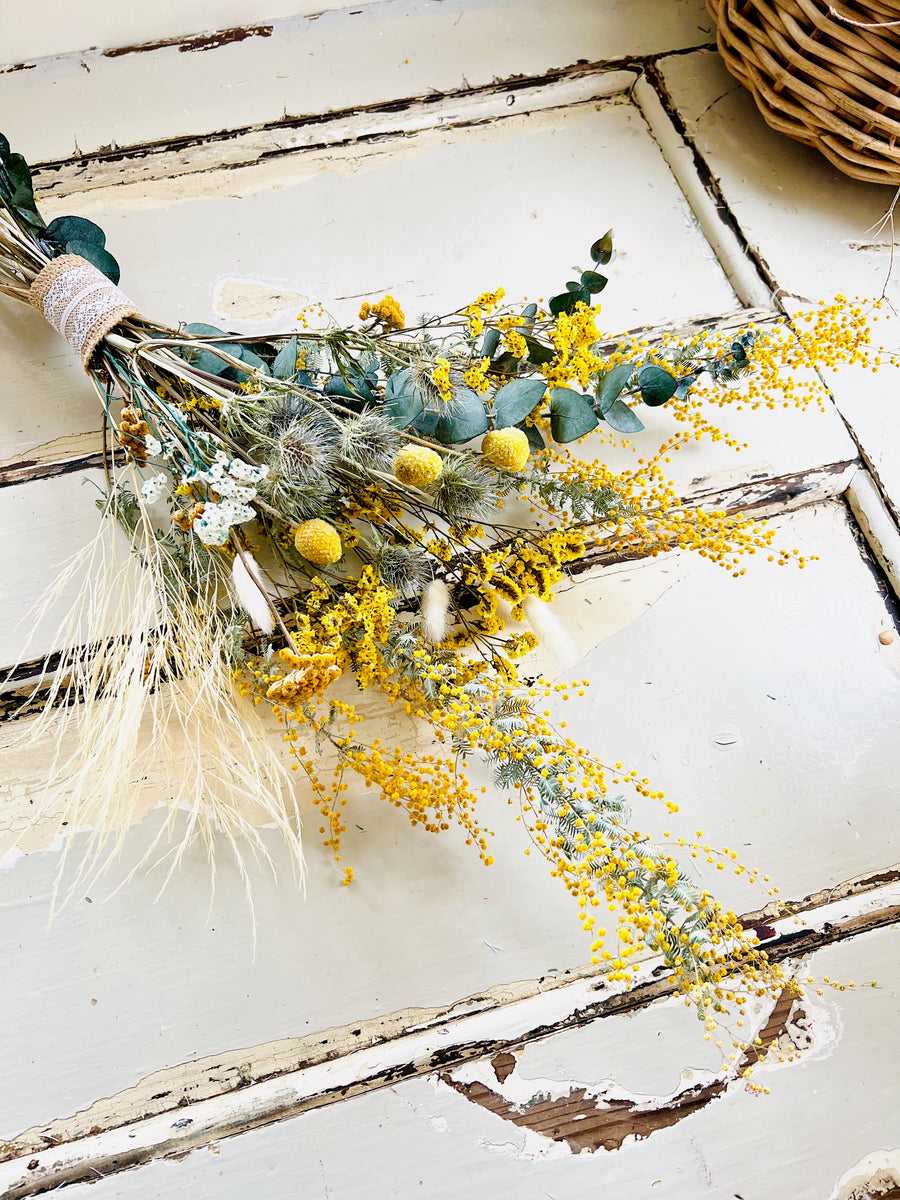 Airy Mimosa Bouquet [M] preserved dried flowers