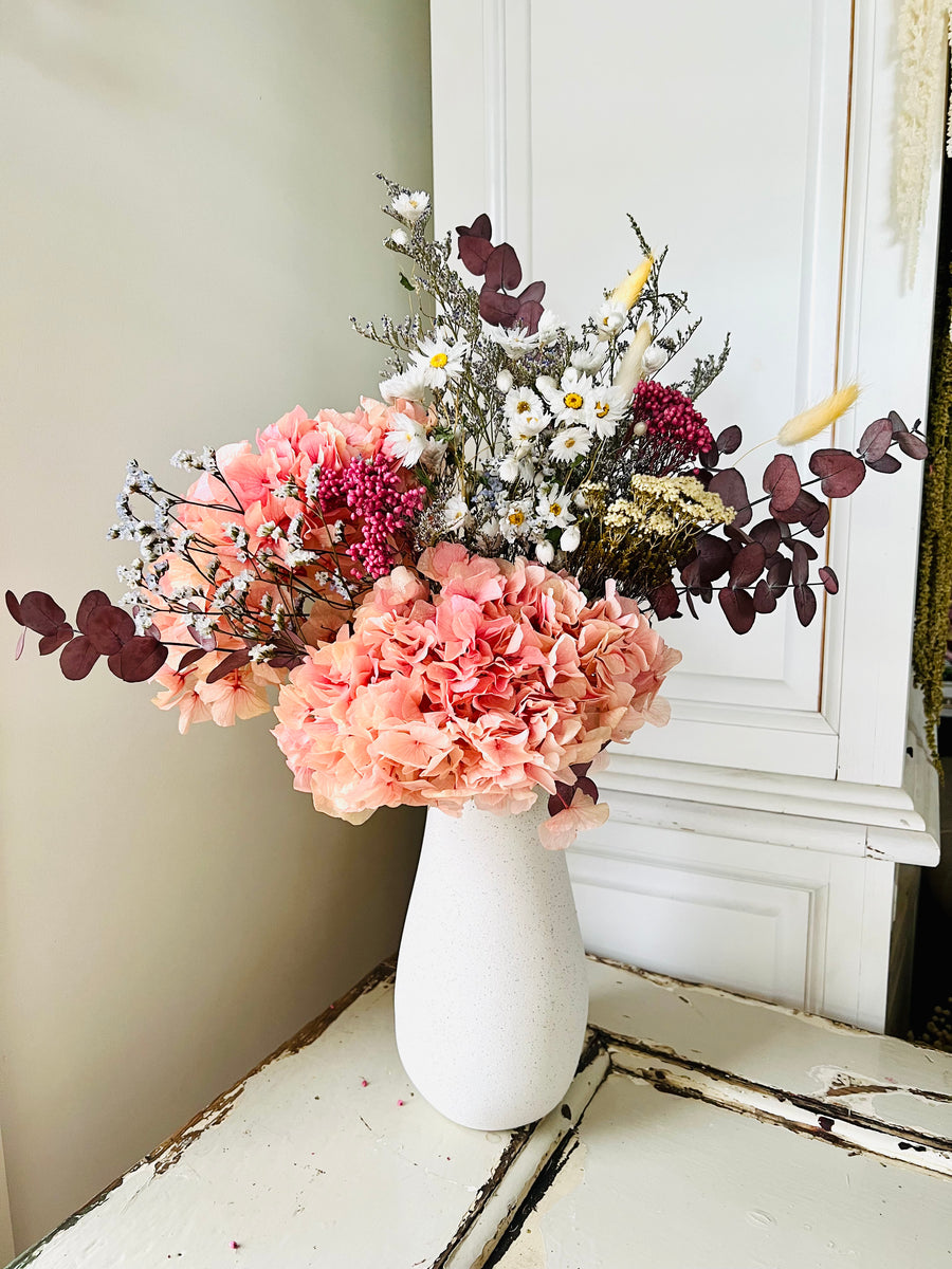 Peach Pink Hydrangea & Daisy Bouquet [ML] preserved dried flowers