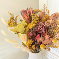 Golden Harvest Bouquet [M] native yellow