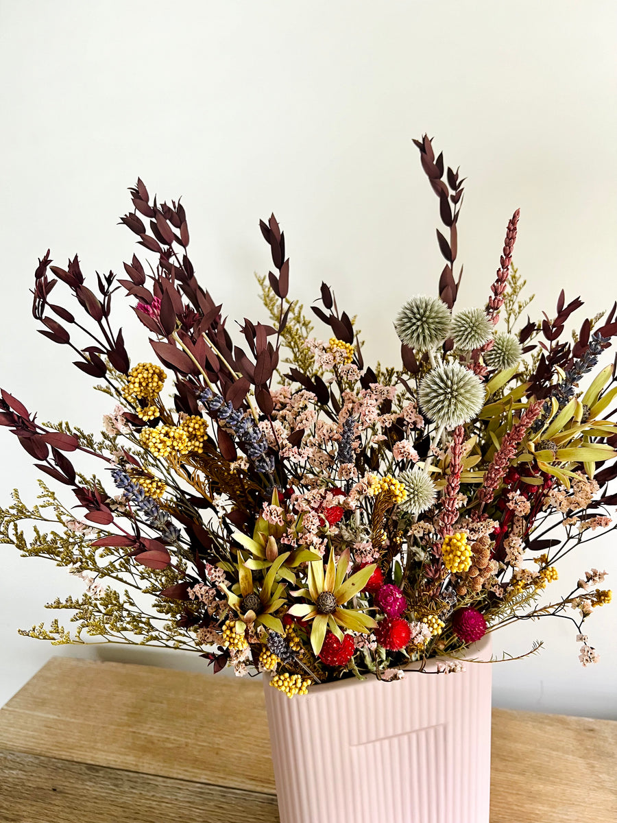 Rich Elegant Charm vase arrangement [ML] preserved dried flowers