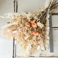 Snowy Gold Bouquet [SM]