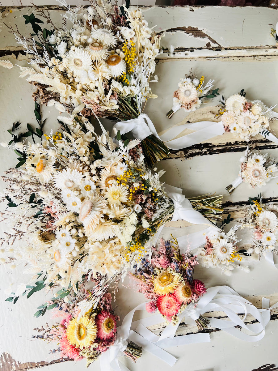 Ready in 10 days  - White Daisy Bridal Bouquet