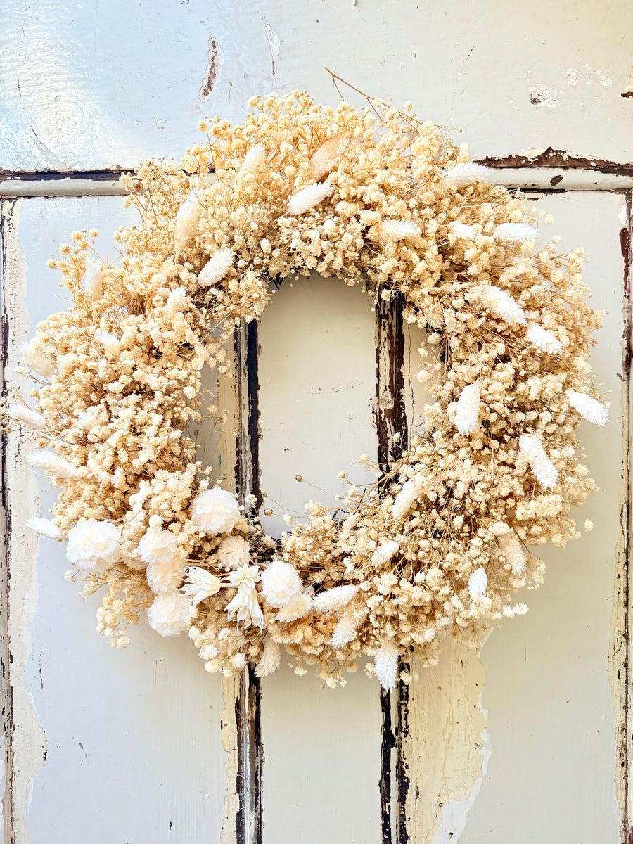 [2 weekdays] Everlasting Preserved Baby's Breath Snow Wreath - Cream Beige
