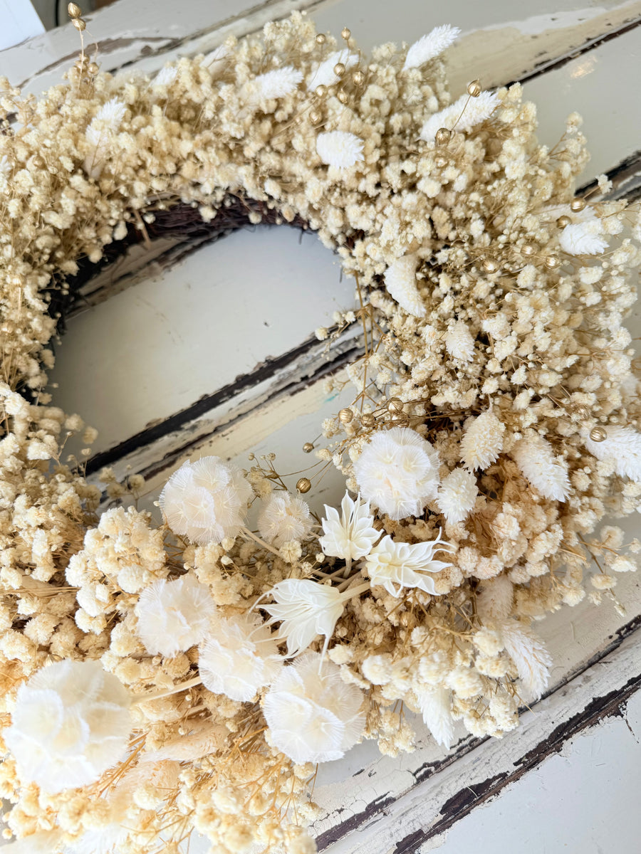 [2 weekdays] Everlasting Preserved Baby's Breath Snow Wreath - Cream Beige