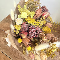 Golden Harvest Bouquet [M] native yellow