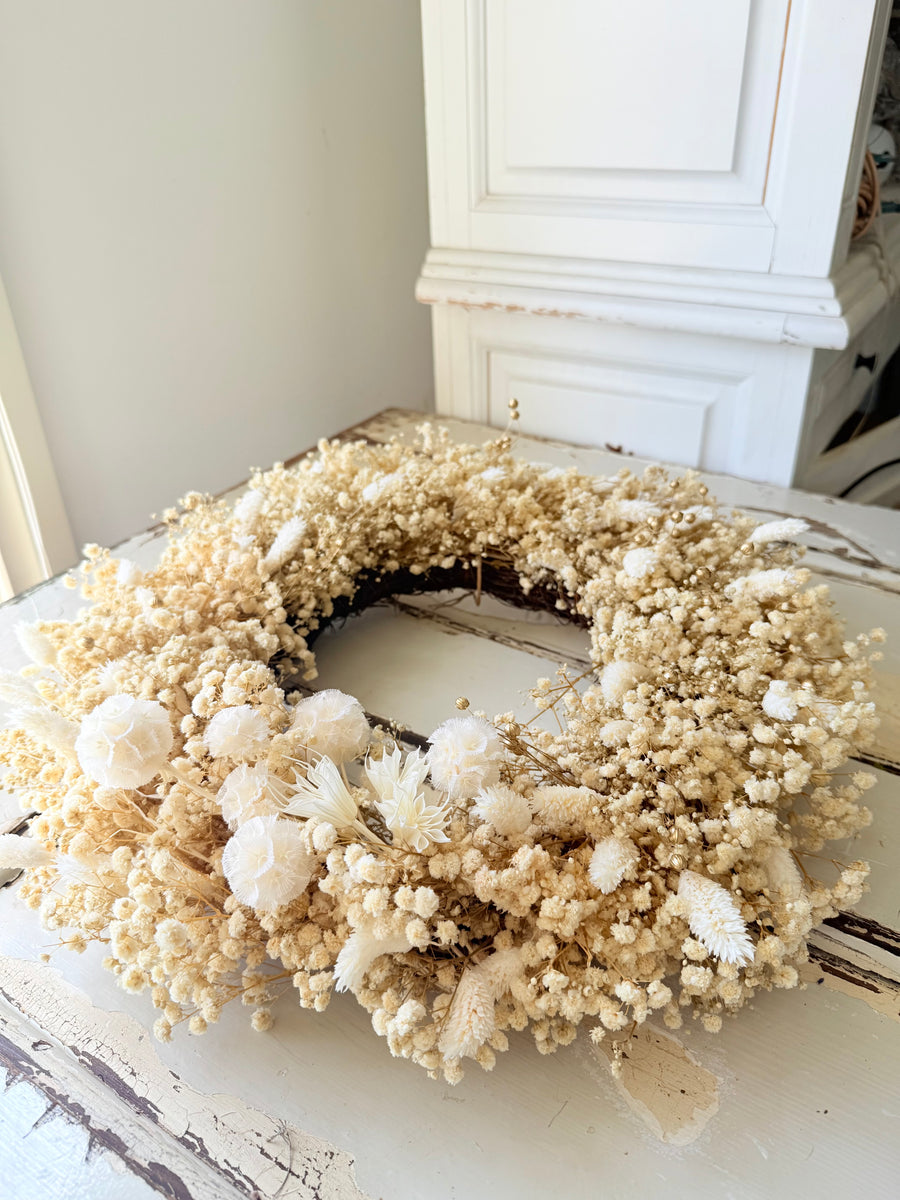[2 weekdays] Everlasting Preserved Baby's Breath Snow Wreath - Cream Beige