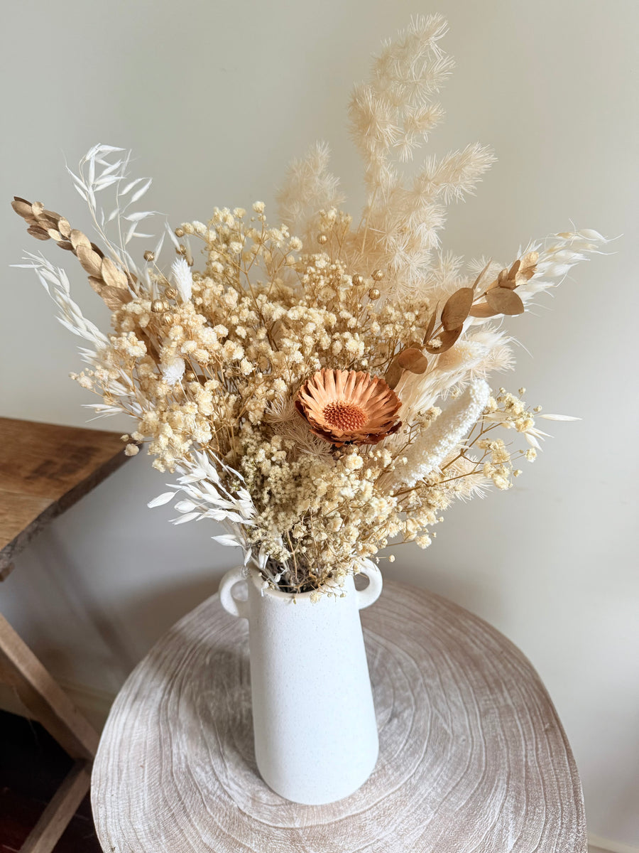 Snowy Gold Bouquet [SM]