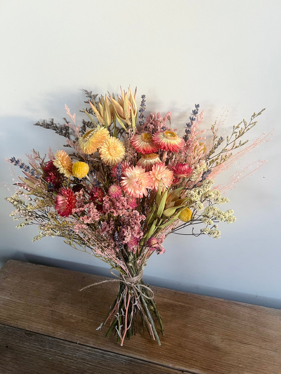 Sweet Peach Charm Bouquet [M] pink