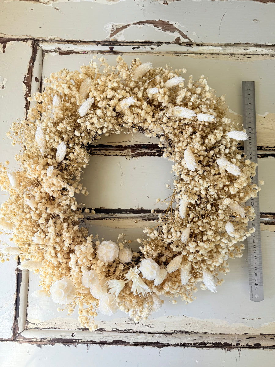 [2 weekdays] Everlasting Preserved Baby's Breath Snow Wreath - Cream Beige