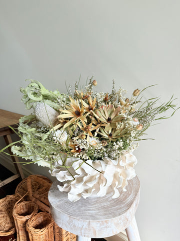 [VIC - Pickup / Local Delivery Only / 3 weekdays] Flutter Veil in Essien Bowl Arrangement [L]