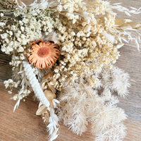 Snowy Gold Bouquet [SM]