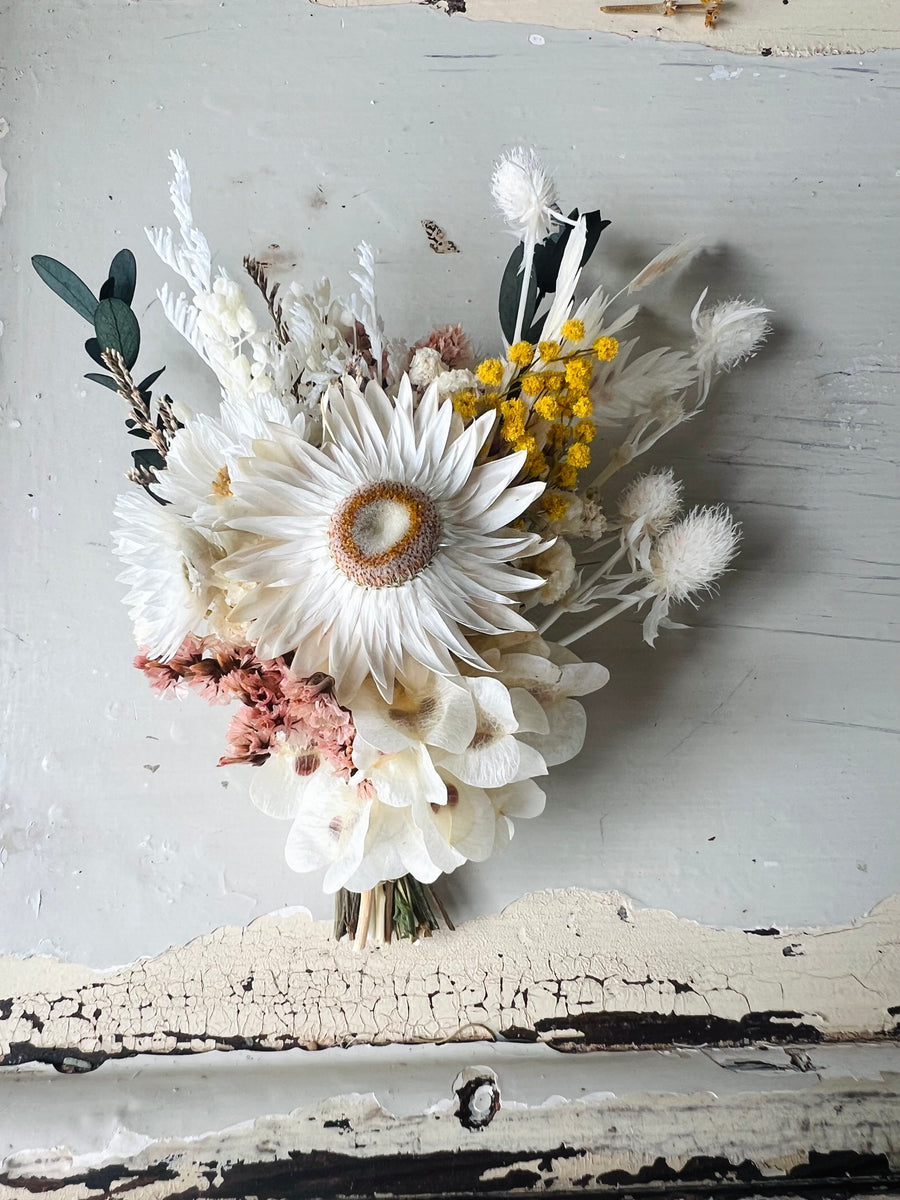 Ready in 10 days  - White Daisy Bridal Bouquet