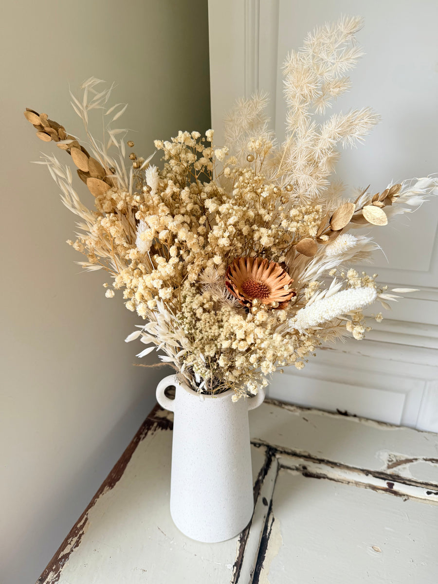 Snowy Gold Bouquet [SM]