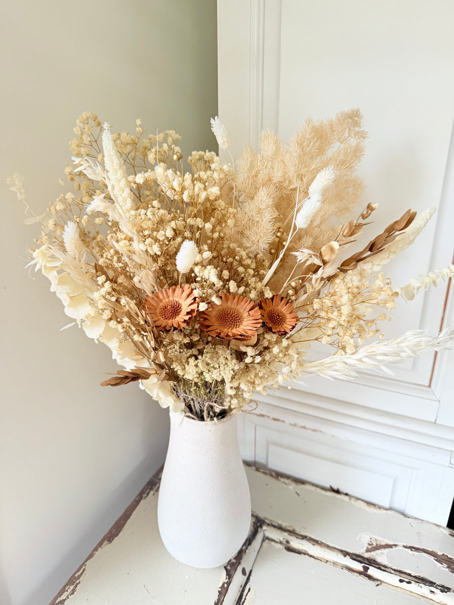 Snowy Gold Bouquet [SM]