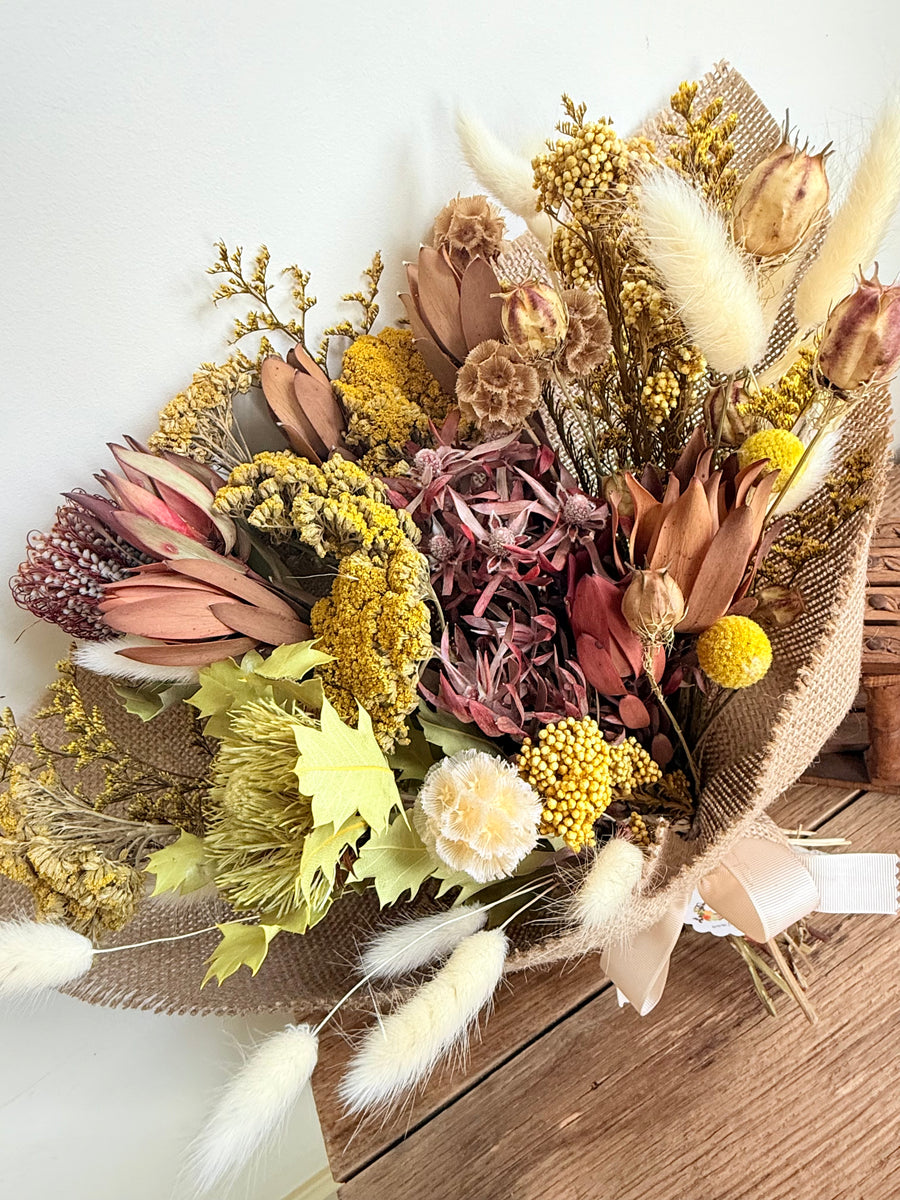 Golden Harvest Bouquet [M] native yellow