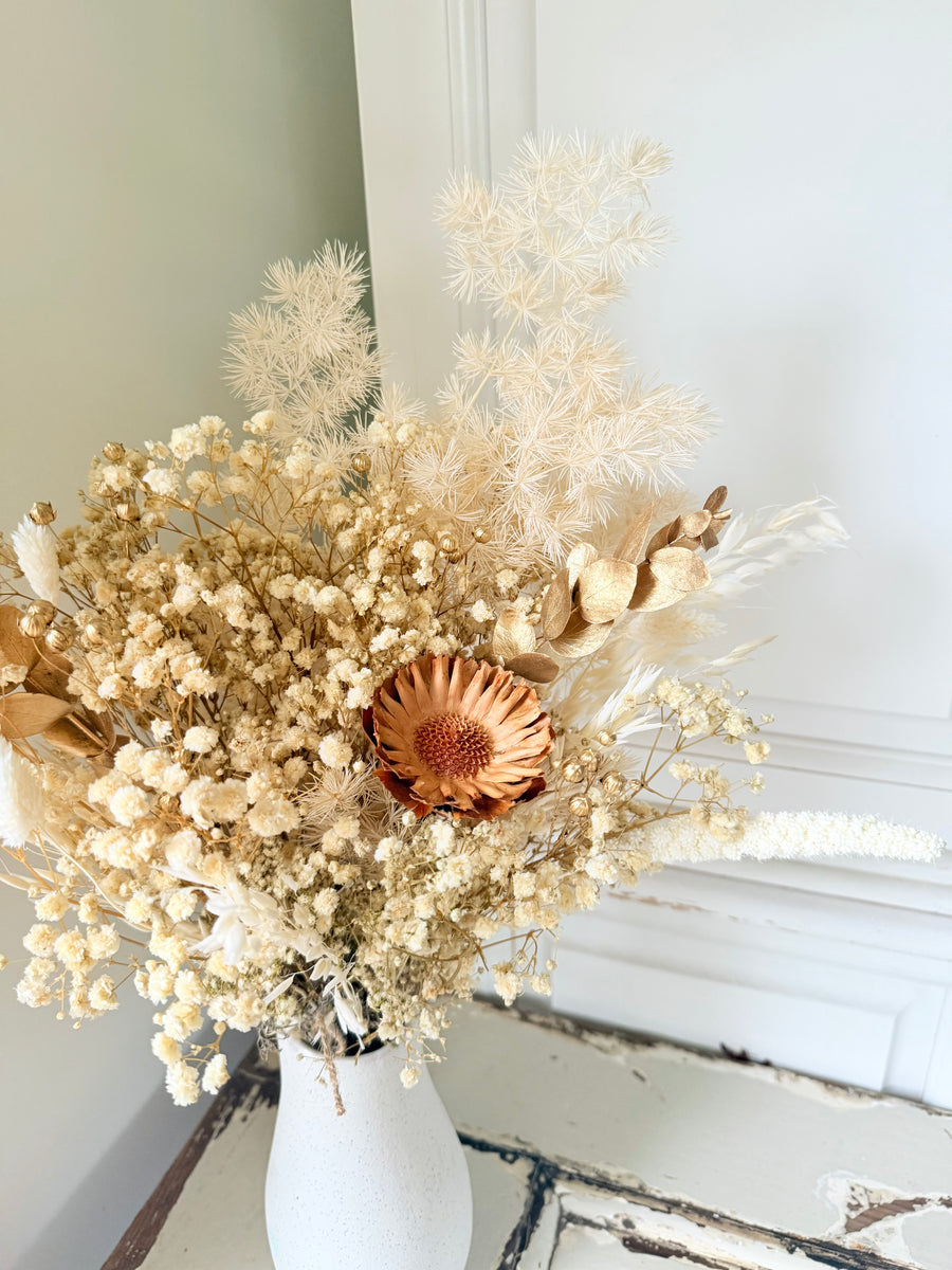 Snowy Gold Bouquet [SM]