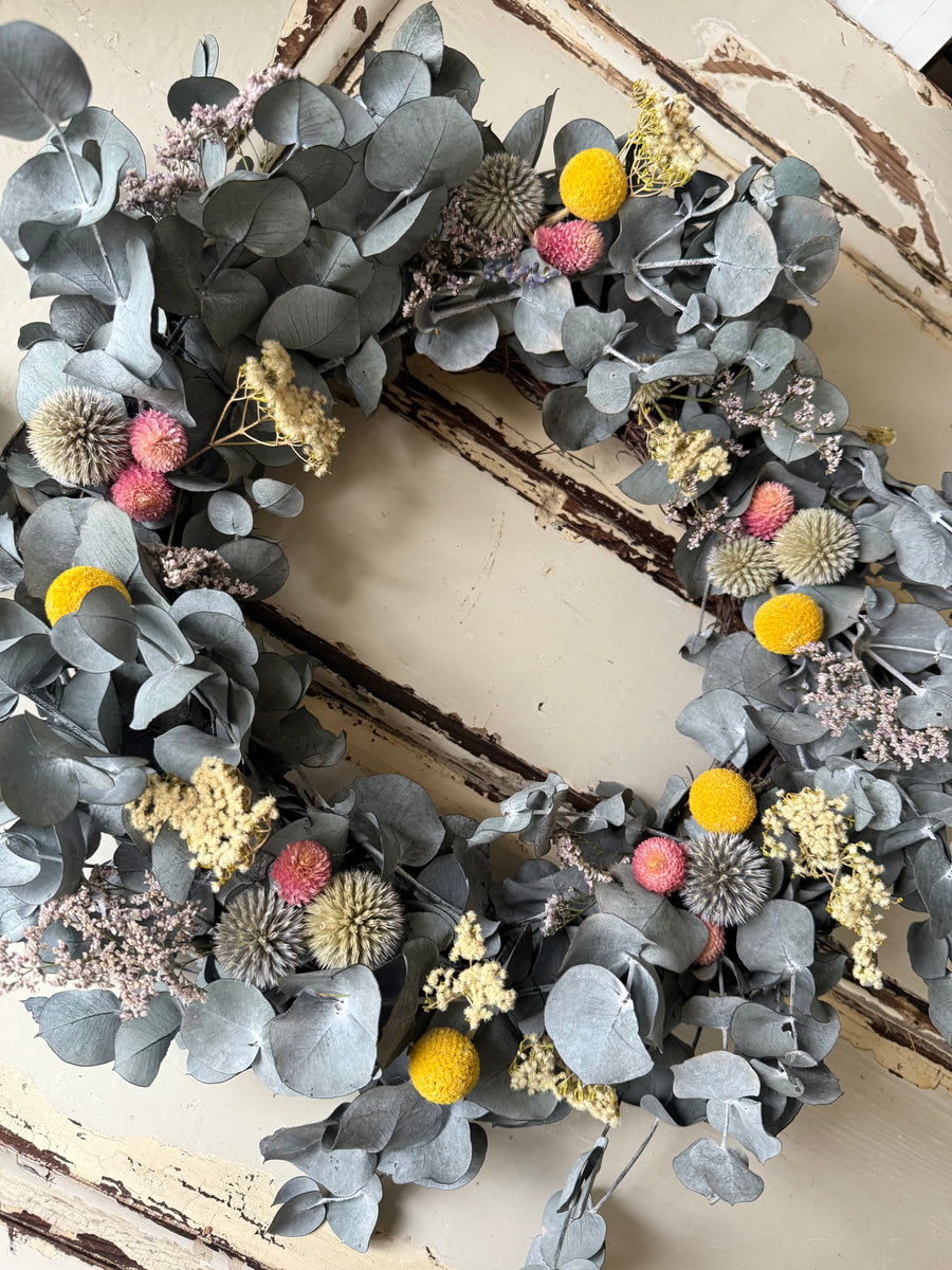 [3 weekdays] Frosty Meadow Wreath - preserved / dried flower wreath