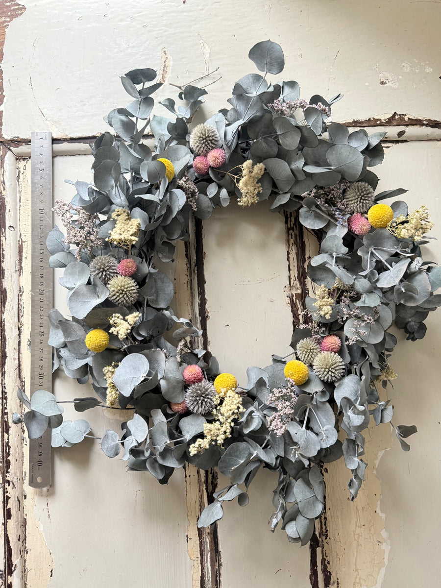 [3 weekdays] Frosty Meadow Wreath - preserved / dried flower wreath