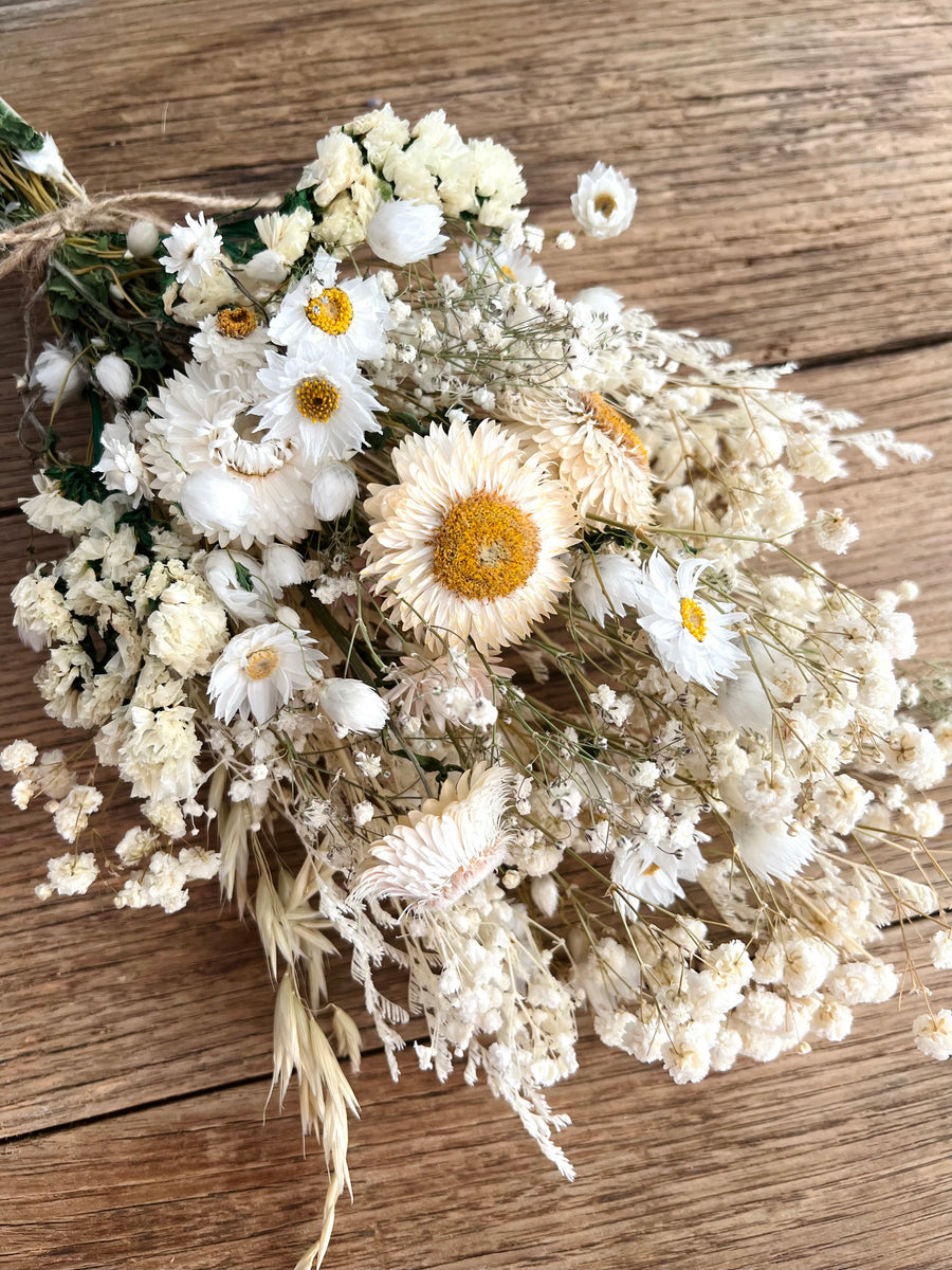 Snowy Meadow Bouquet [Mini/SM/M/ML] neutral