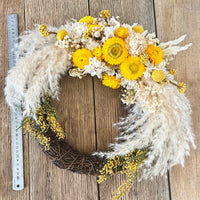 Yellow Daisy Pampas Wreath |  preserved and dried flowers wreath