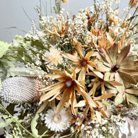 [VIC - Pickup / Local Delivery Only / 3 weekdays] Flutter Veil in Essien Bowl Arrangement [L]