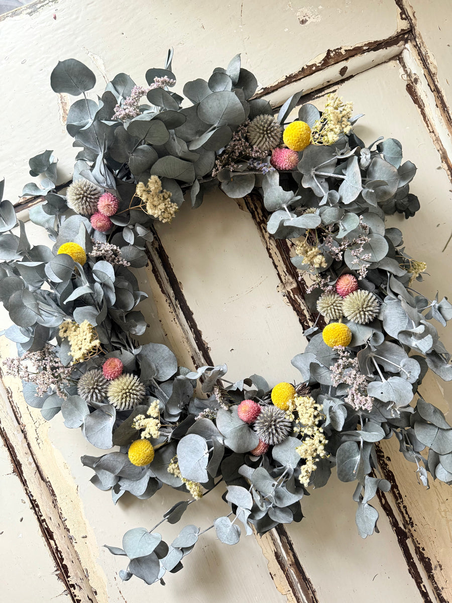 [3 weekdays] Frosty Meadow Wreath - preserved / dried flower wreath
