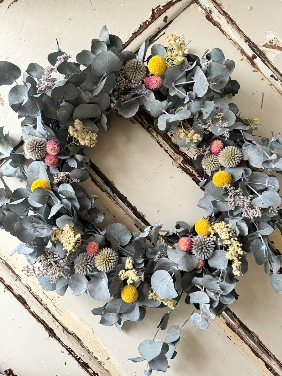 [3 weekdays] Frosty Meadow Wreath - preserved / dried flower wreath