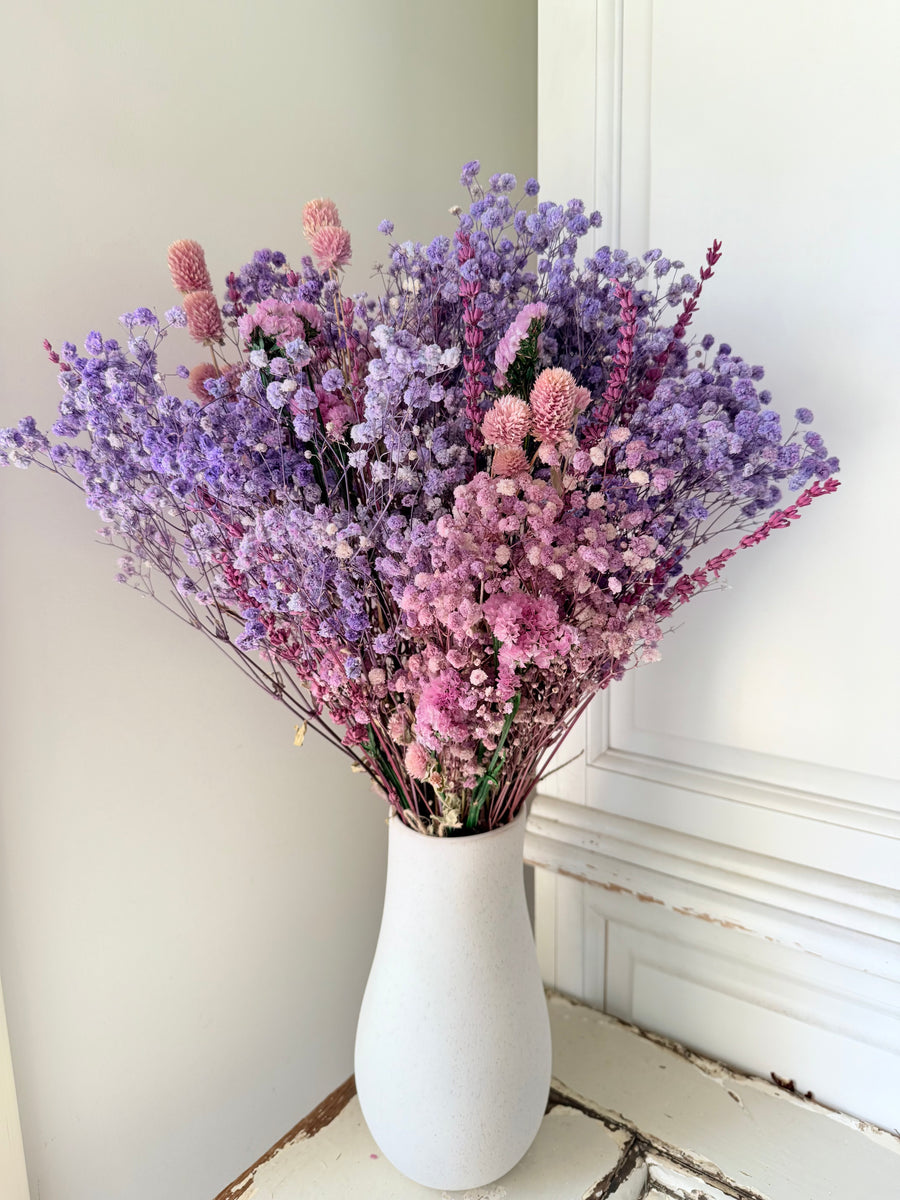 雏菊和含羞草花束[M] 保鲜干花