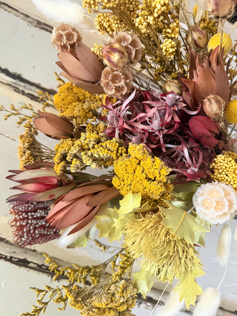 Golden Harvest Bouquet [M] native yellow