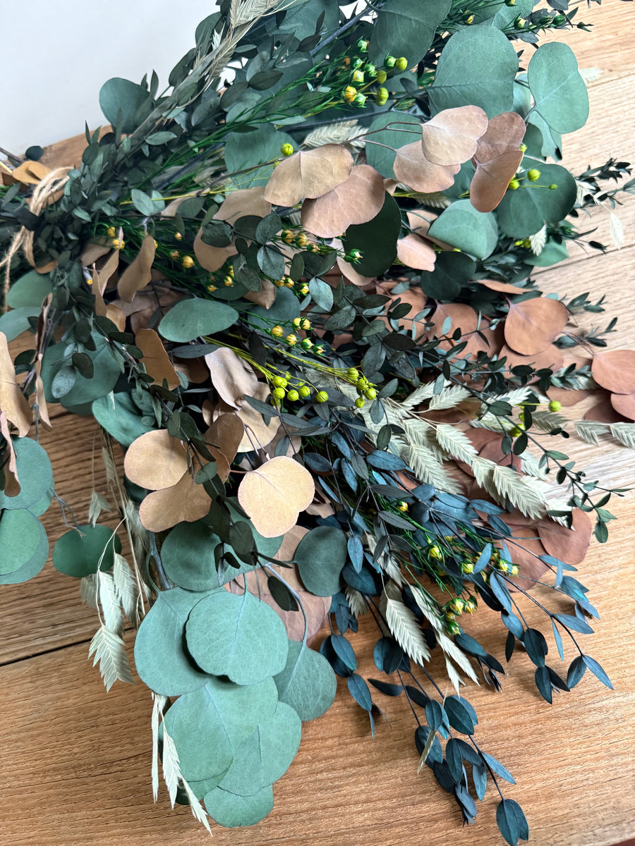 [2 weekdays]  Dance of Serenity Clover Vase Arrangement [L] green