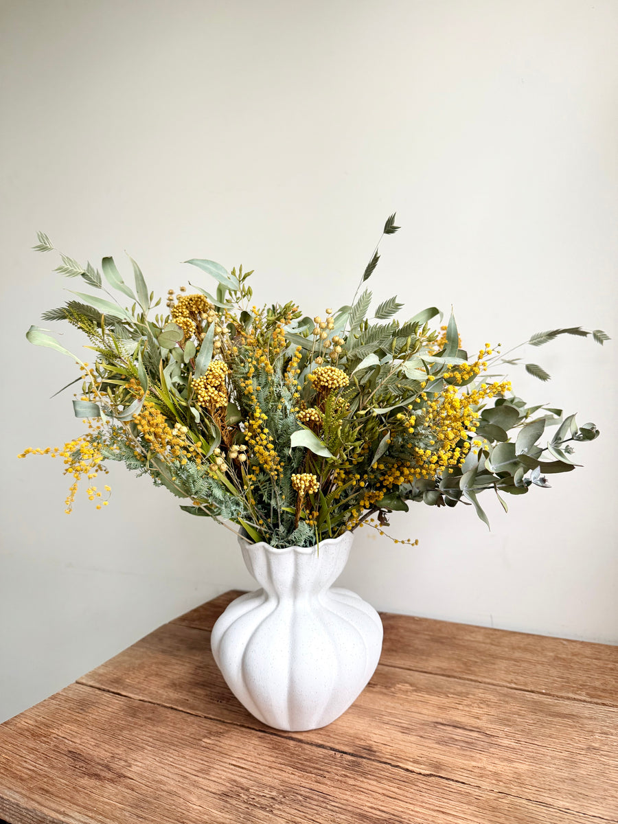 Golden Rhythm of Spring Vase Arrangement [M]Yellow