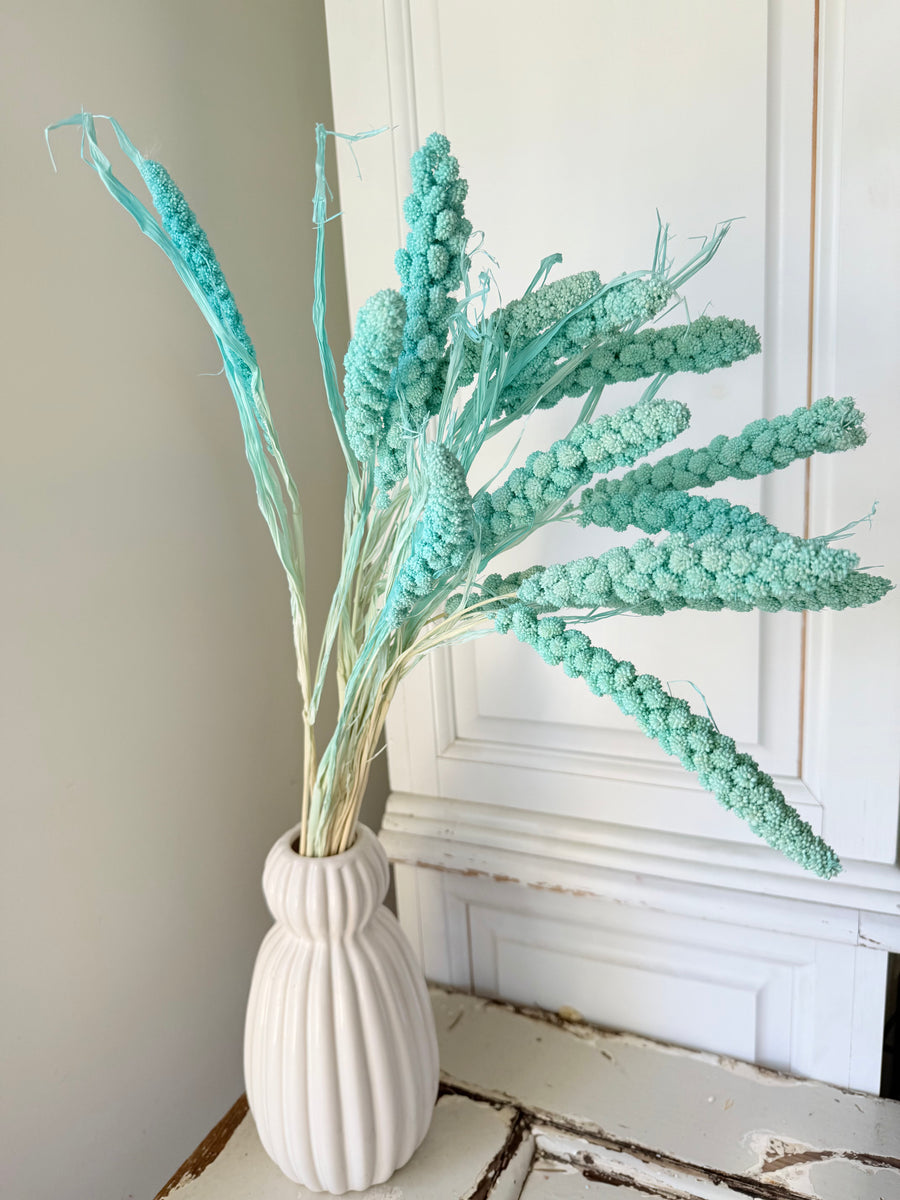 Outlet & Sample [flower stems / greenery]