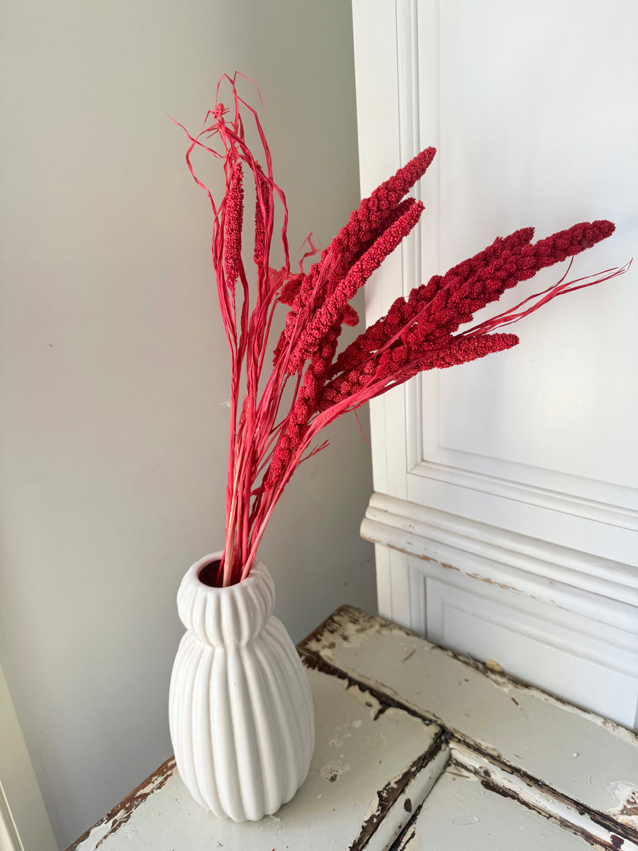 Outlet & Sample [flower stems / greenery]