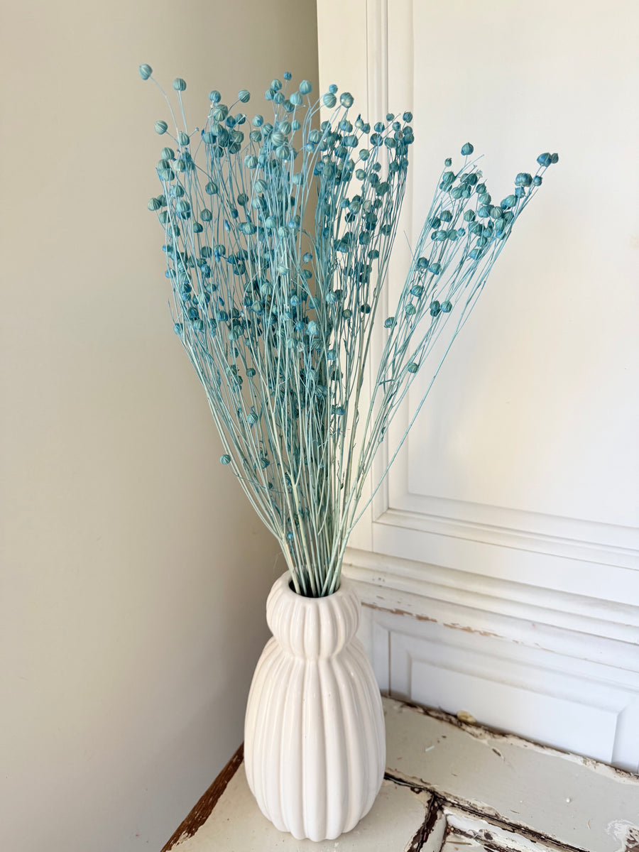 Outlet & Sample [flower stems / greenery]