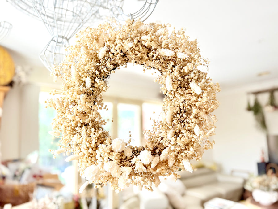 [3 weekdays] Everlasting Preserved Baby's Breath Snow Wreath - dried / preserved flower wreath