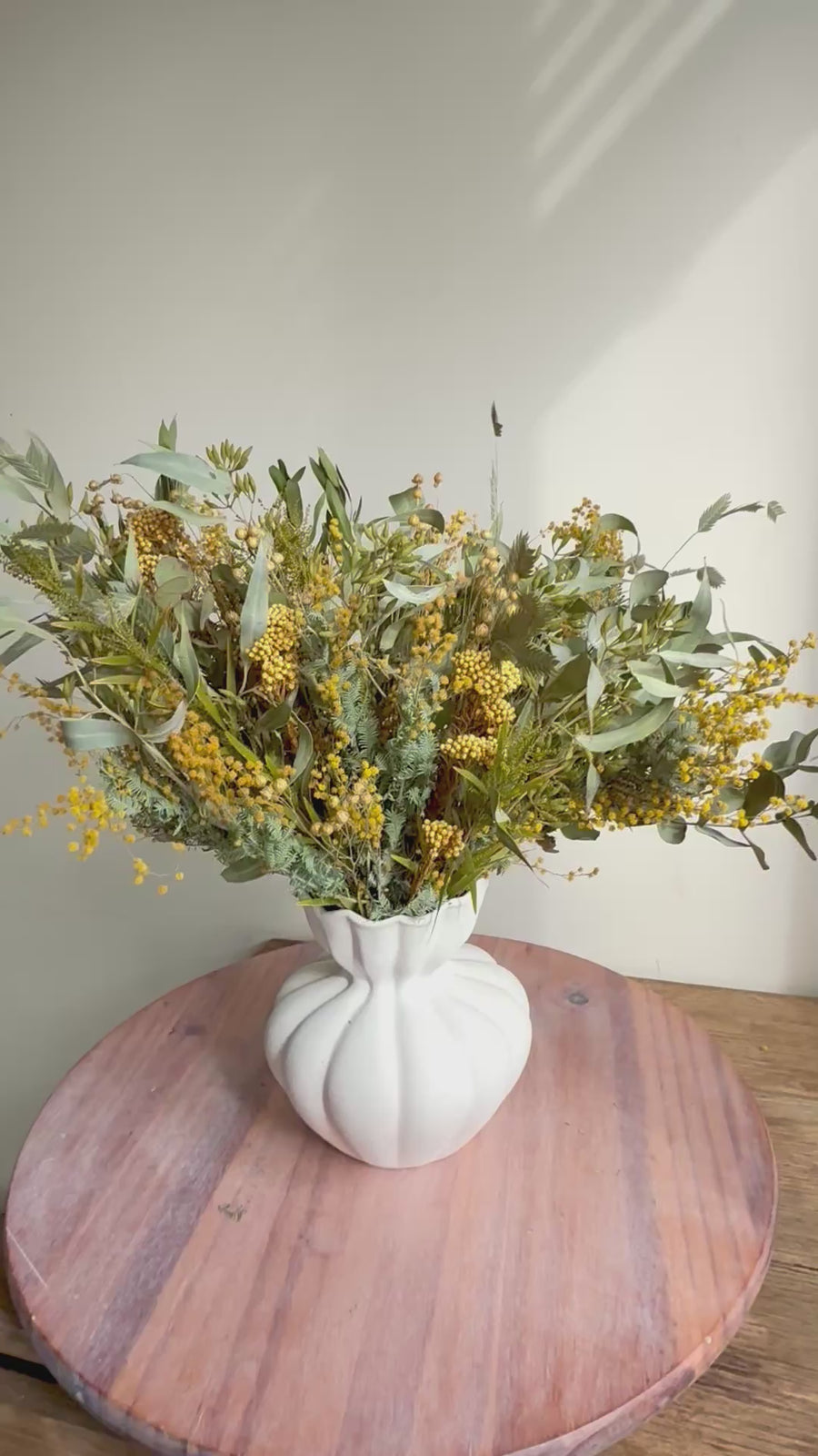 Golden Rhythm of Spring Vase Arrangement [M]Yellow