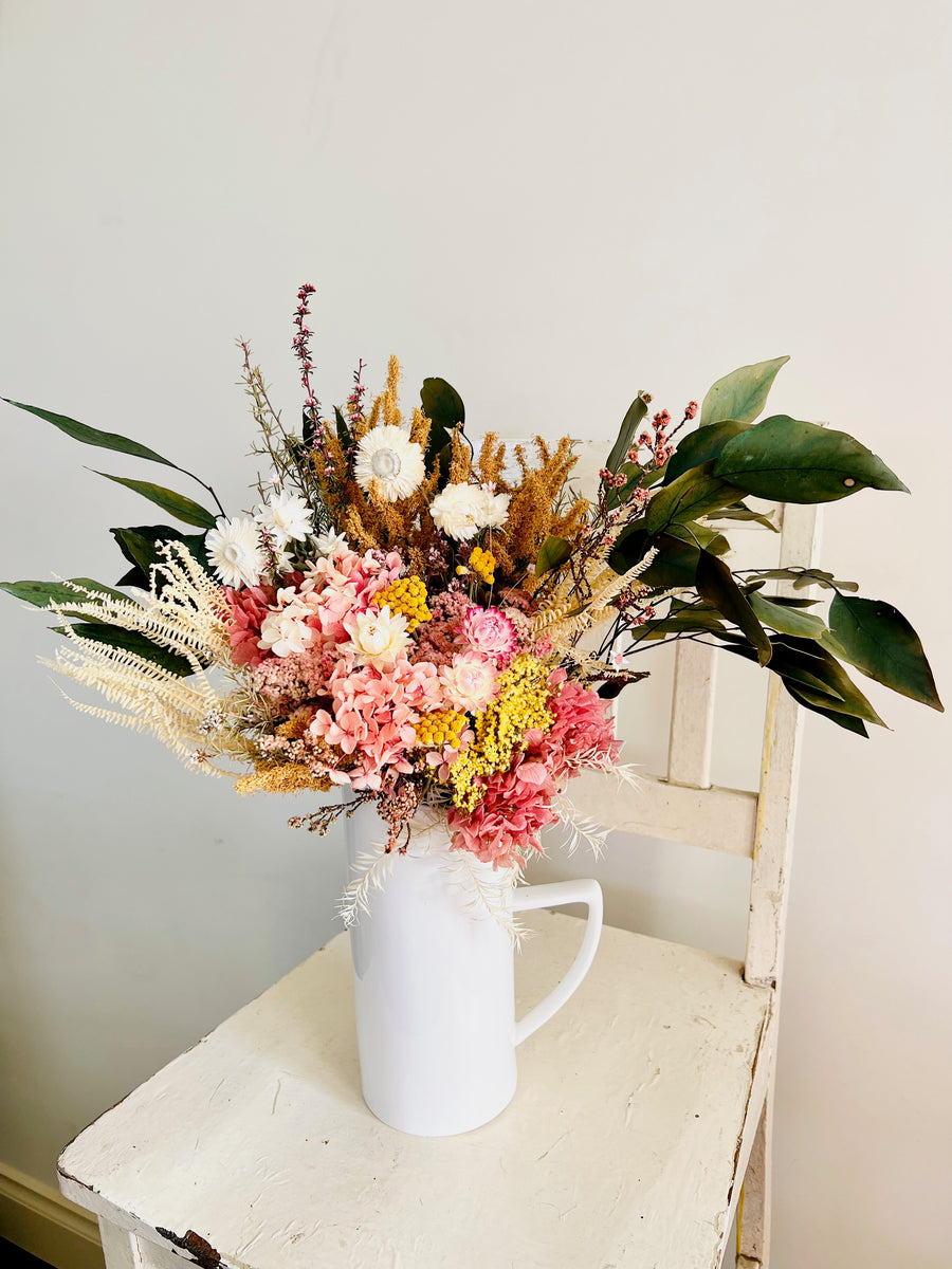 Strawflower Garden arrangement with vase [ML] preserved dried flowers