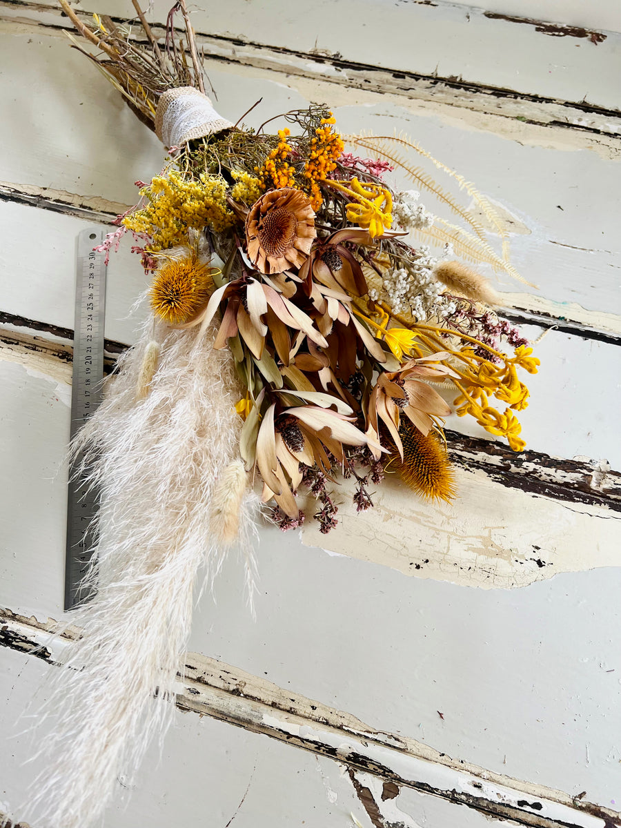 Love of Natives Bouquet [ML] preserved dried flowers