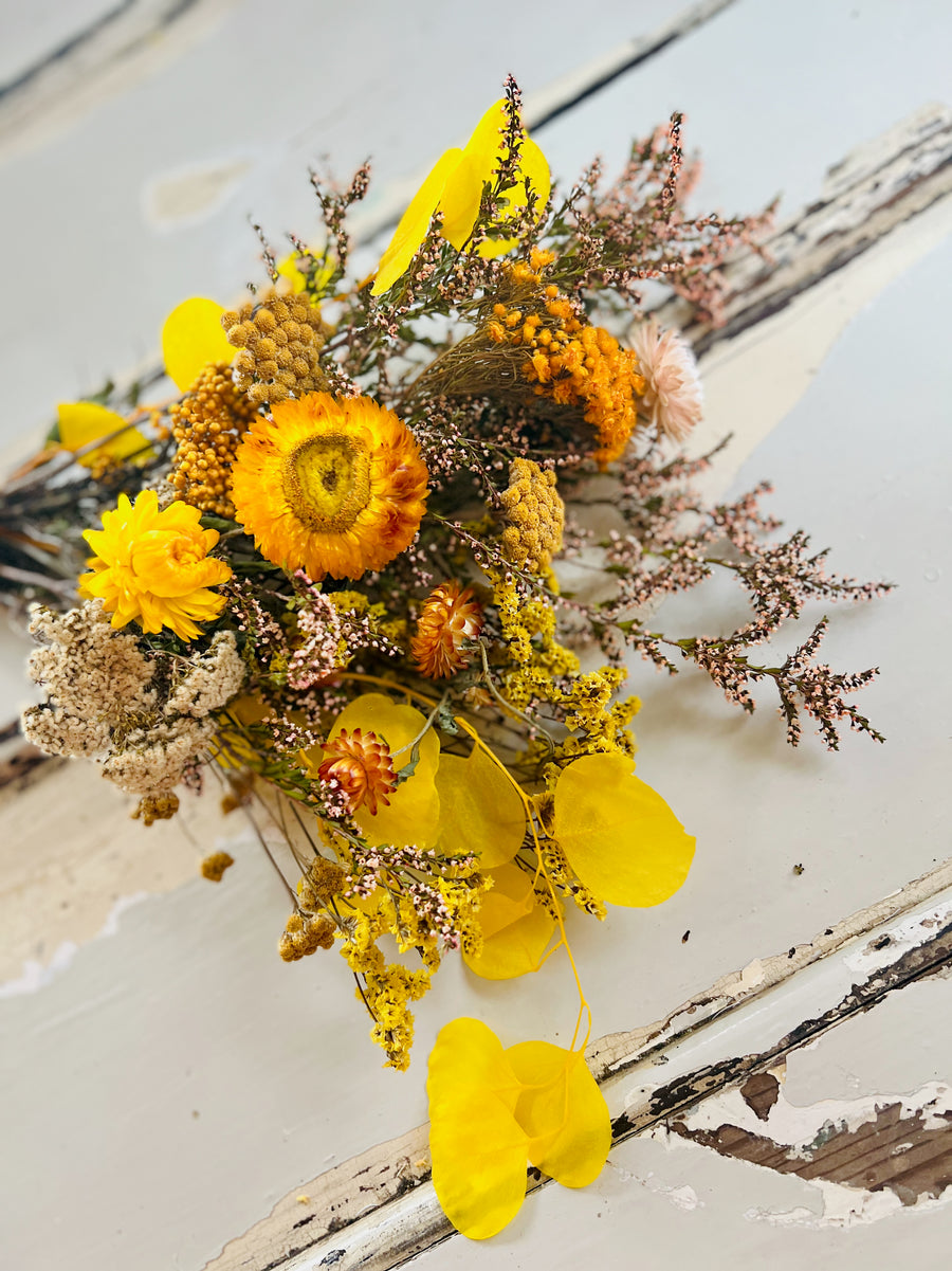 Yellow Daisy Bouquet [SM] preserved dried flowers
