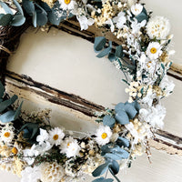 Forest Wreath | White | preserved and dried flowers wreath